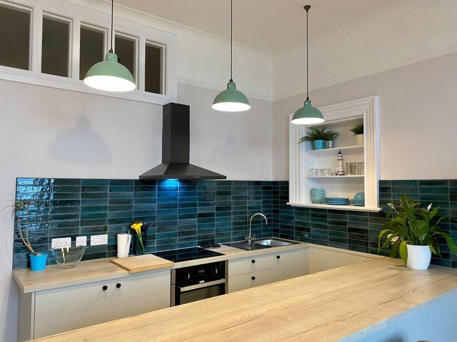 Westbay Seafront Apartment *
