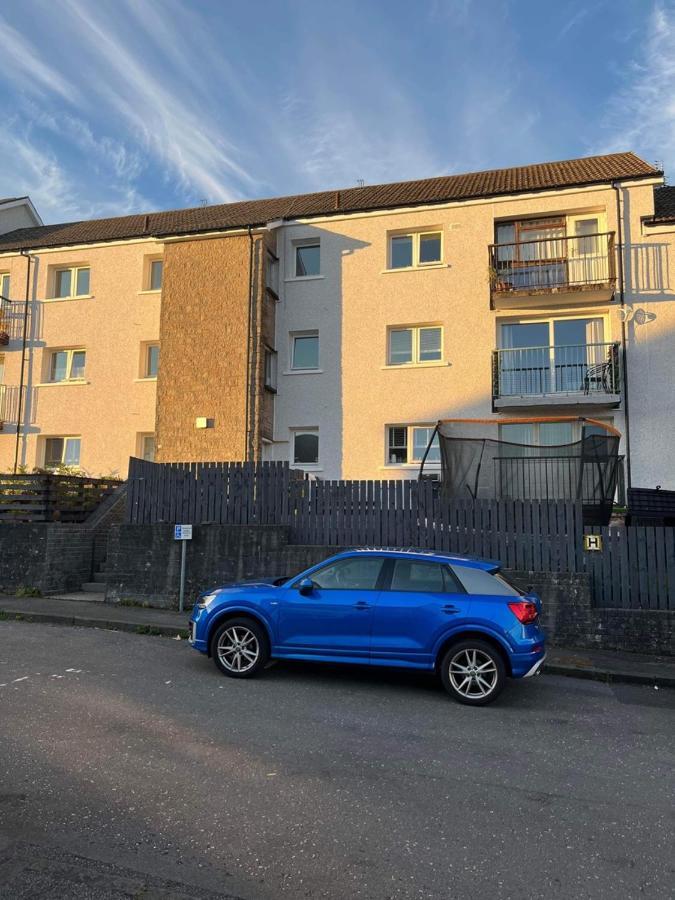 Entire Modern In With Balcony Apartment *