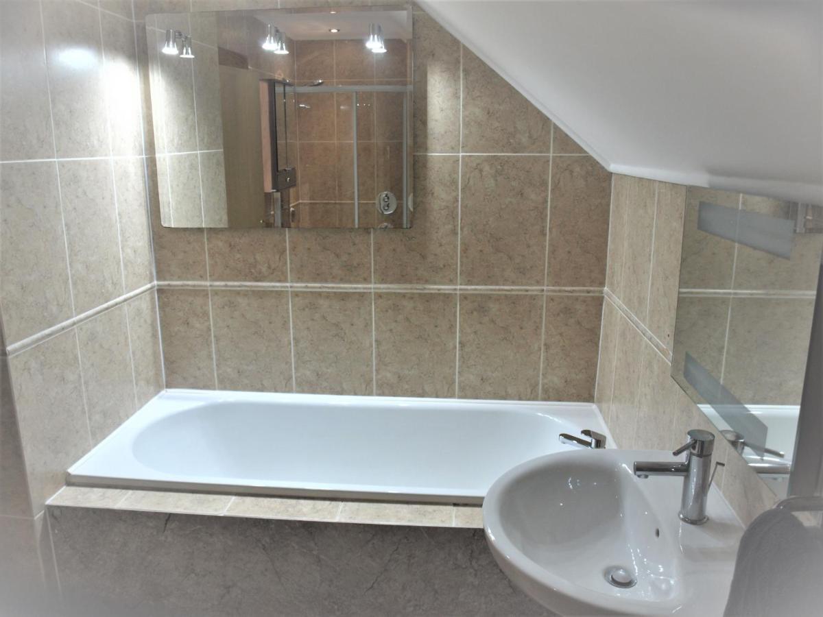 Hotel Suites And Lodges By The Sea 3*
