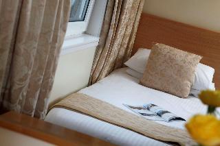 Muthu Queens Hotel, Hotel