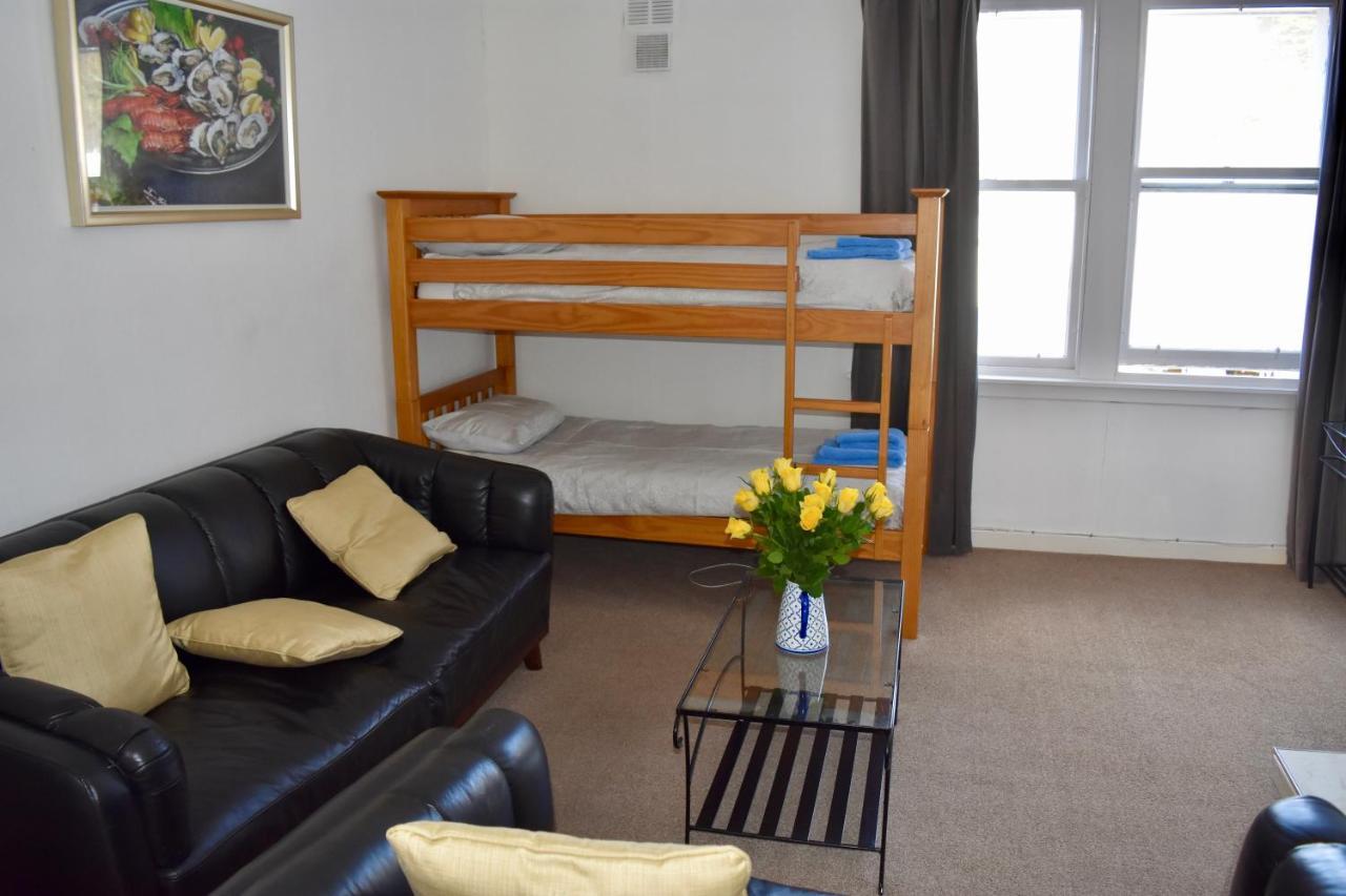 Apartment Flat In Town Centre