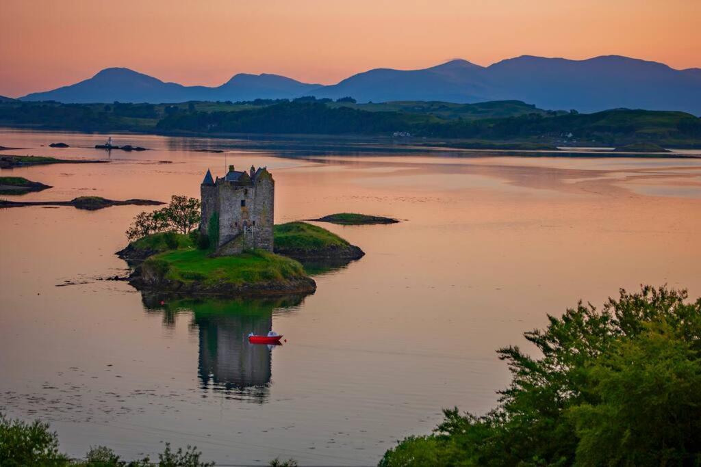 The Stag, Luxury Pod With Hot Tub, Croft4glamping Oban