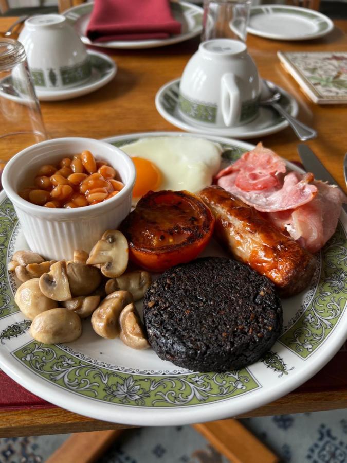 Hawthornbank Guest house 4*