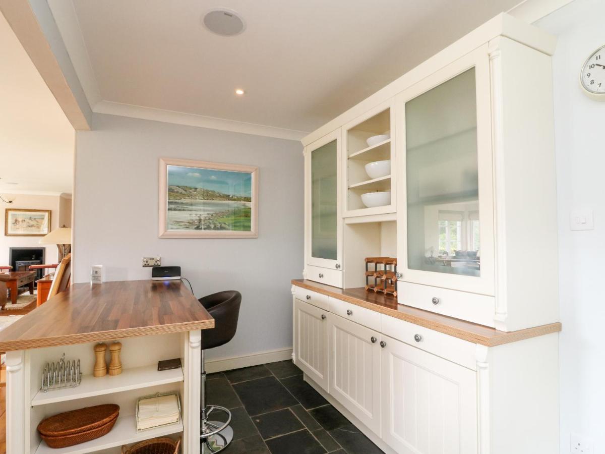 Holiday home Fearnach Bay House *