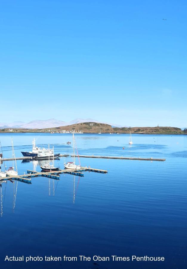 Seafront Penthouse - Superb Views Apartment