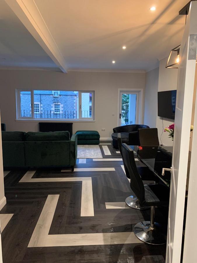 Hillview Apartment