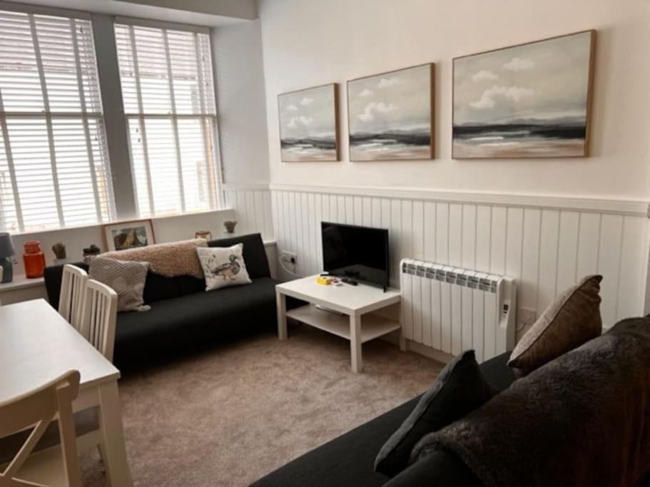 73 George Street. 1 Apartment Oban