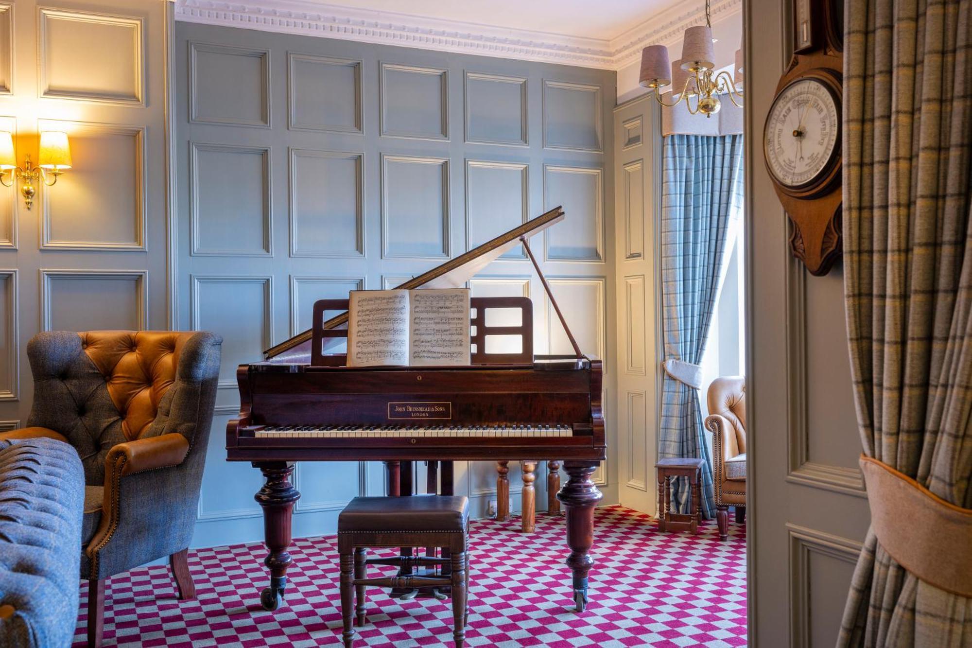 Knipoch House Hotel 4*