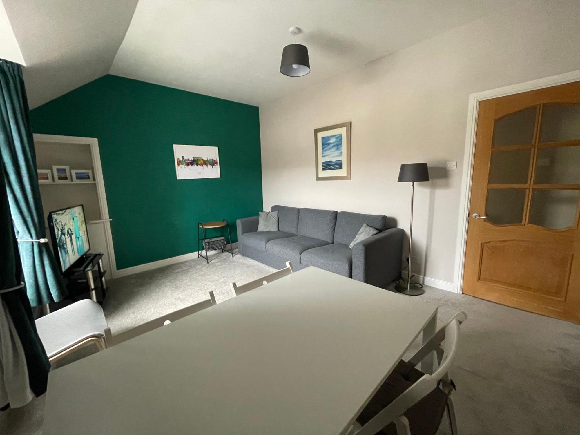 Carronvale. 3 Bedroom Apartment. Apartment