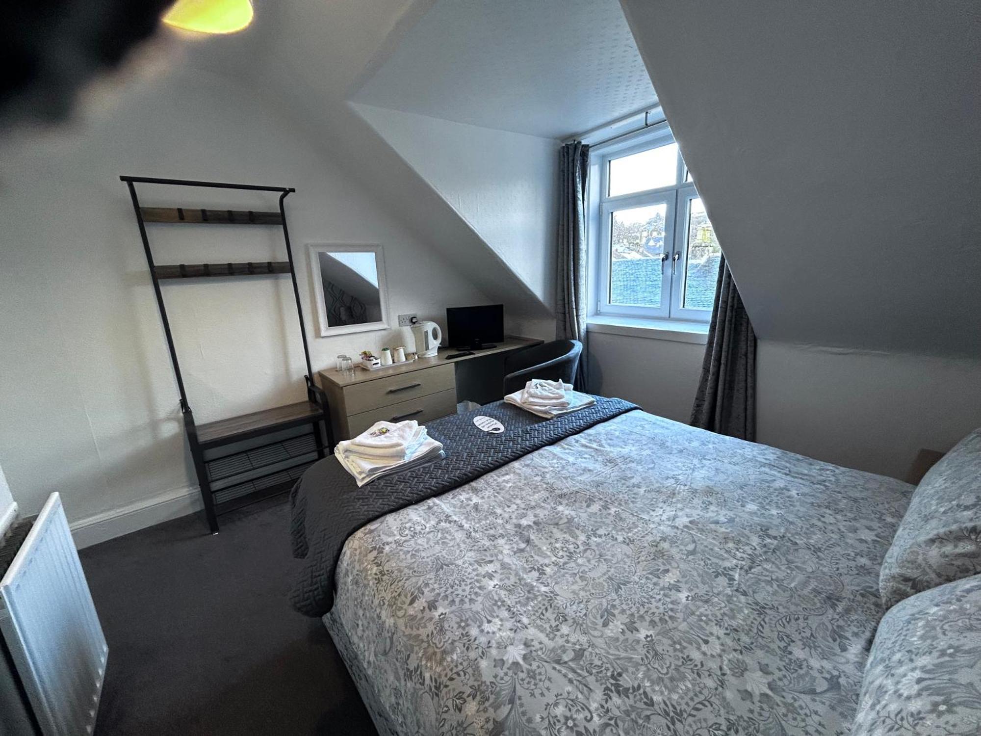 Dunarle Bed & Breakfast *