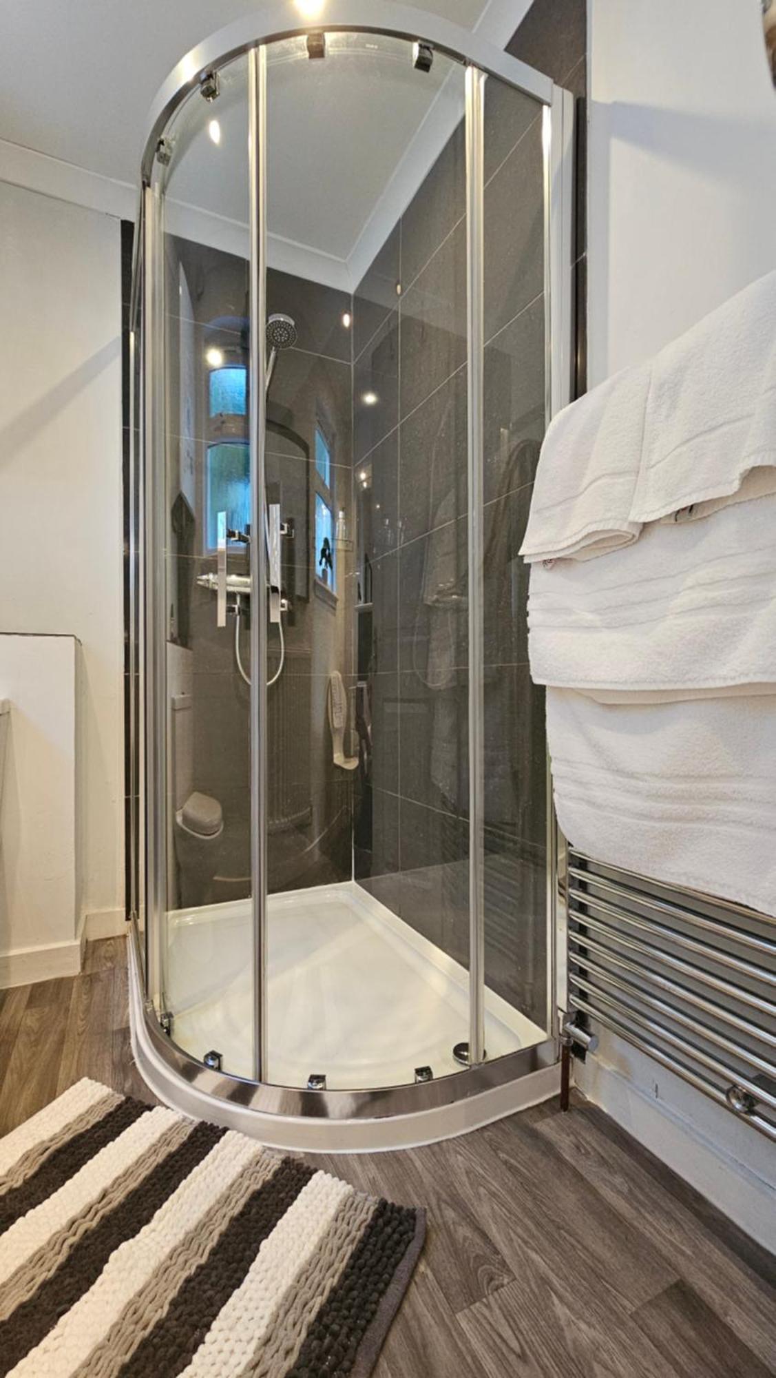 Ards House Self Catering With Sea Views Apartment *