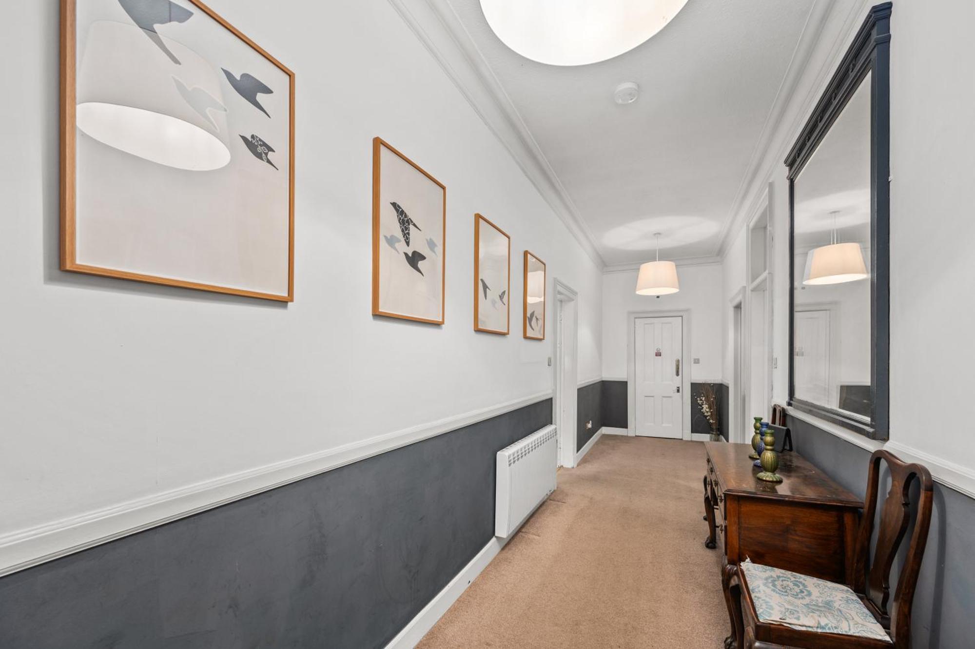 Panoramic Sea Views - Stunning 3bd & Balcony *