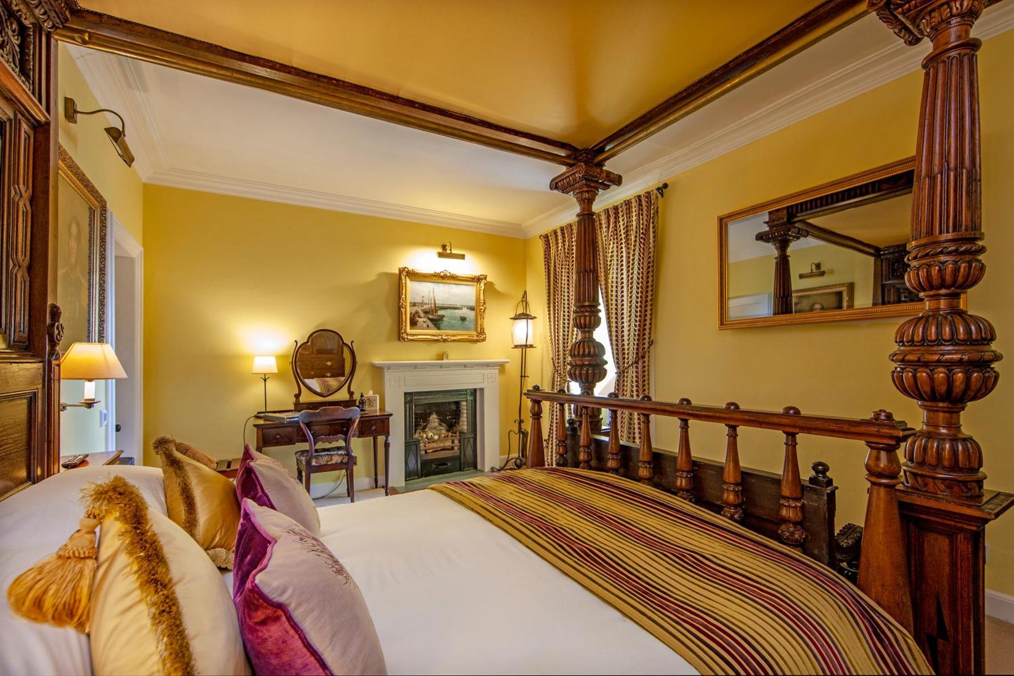 Barcaldine Castle 5* Oban