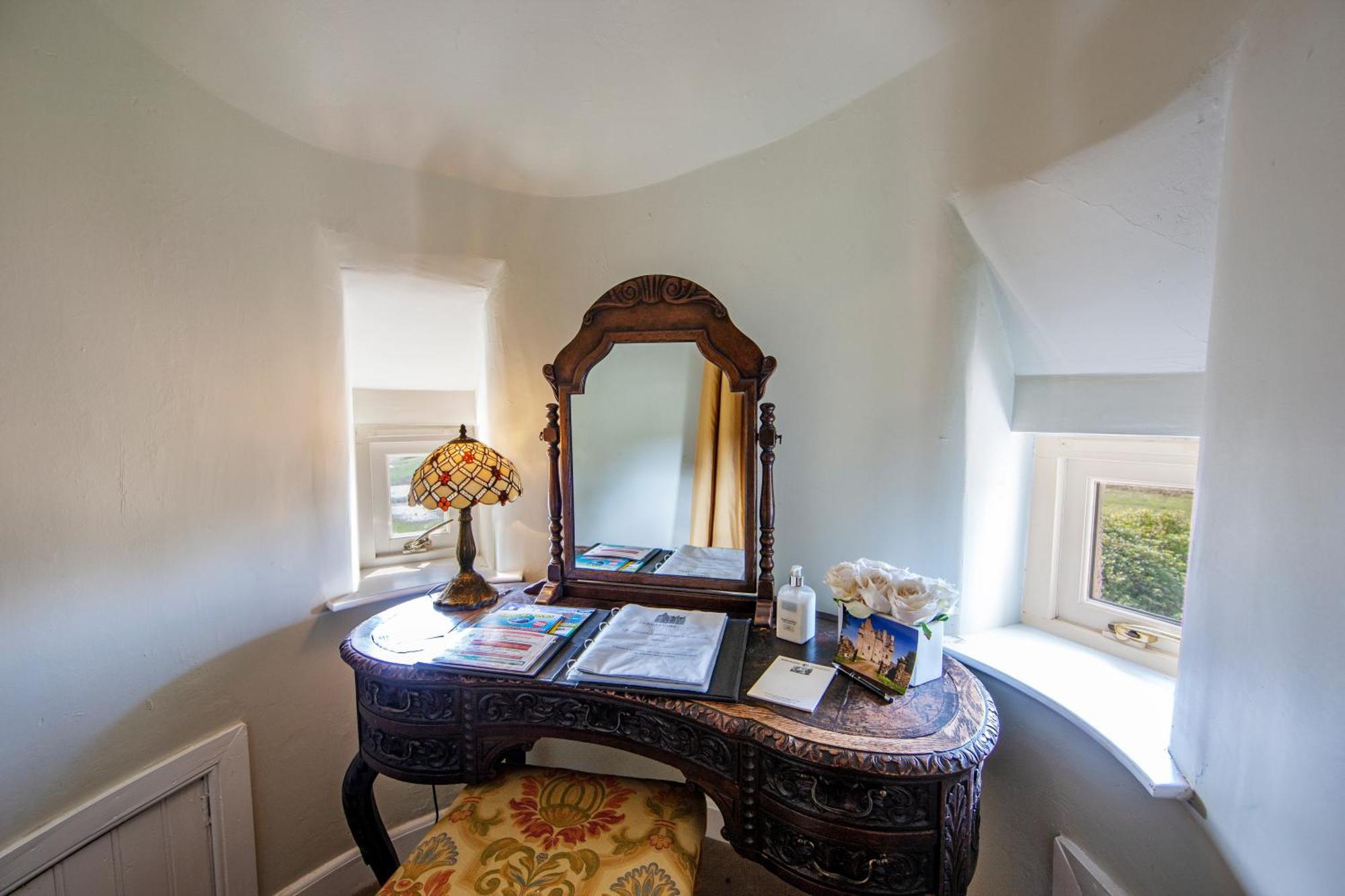 Bed & Breakfast Barcaldine Castle