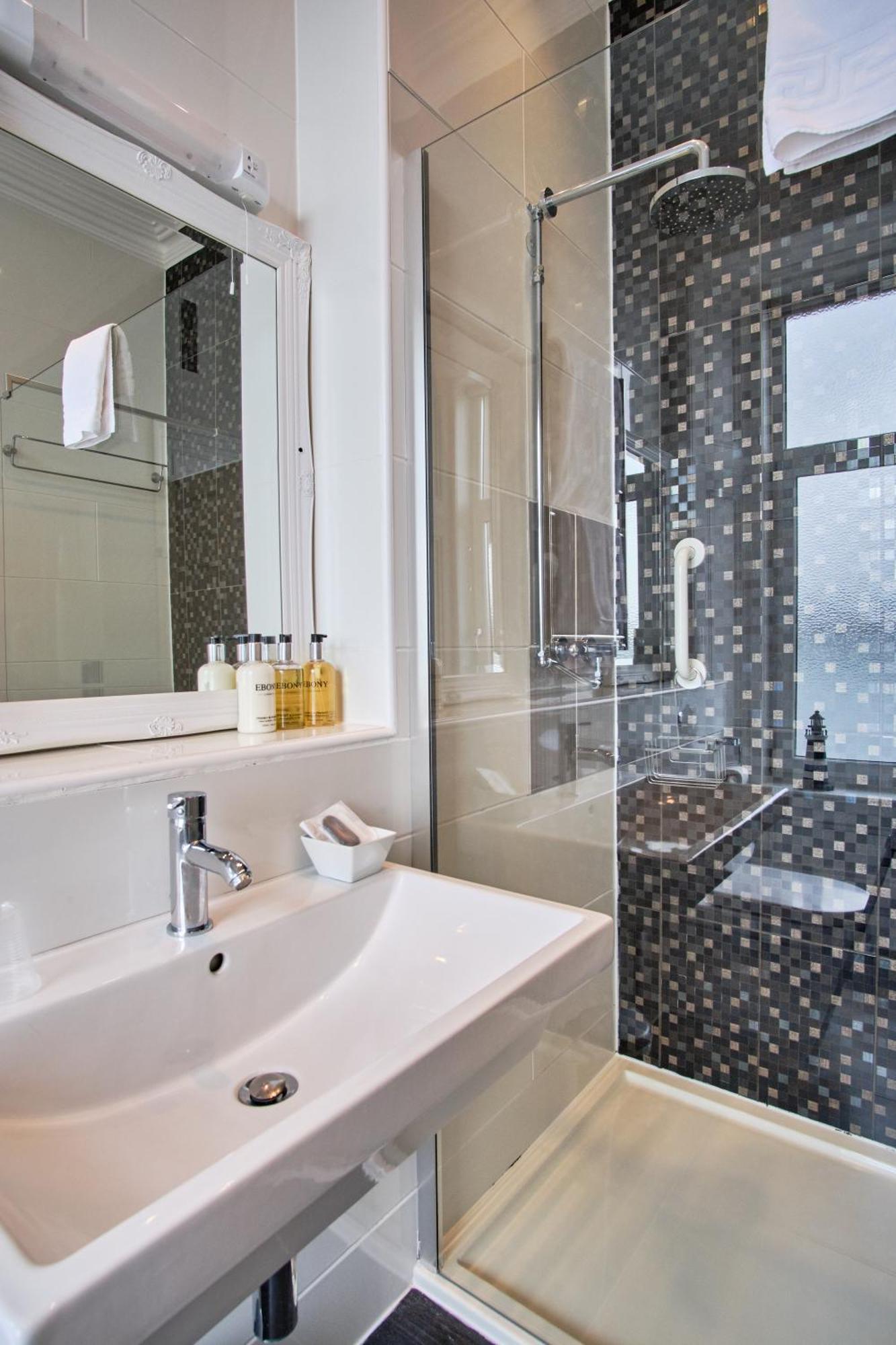 Mackays 4* Oban