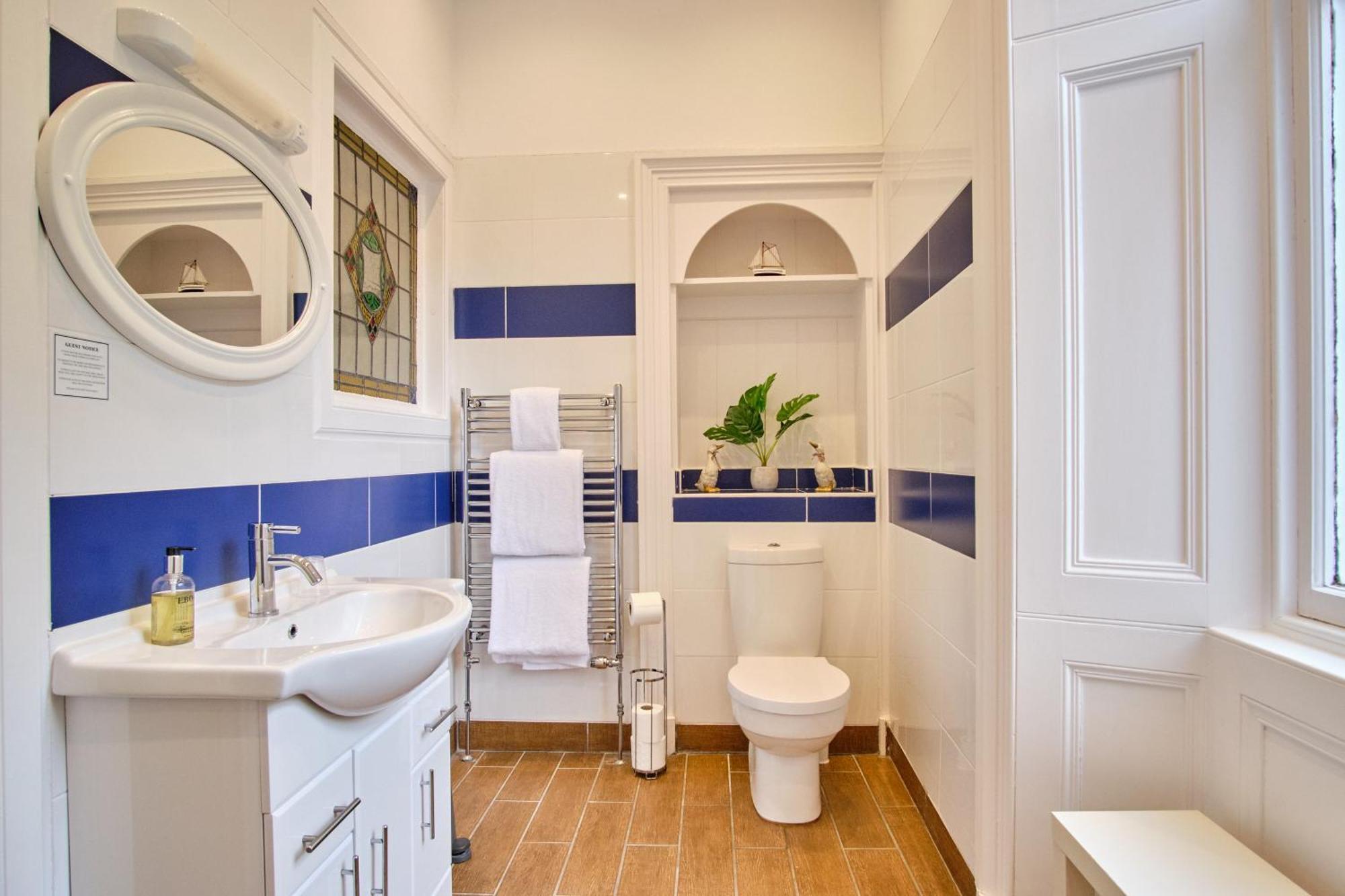 Guest house Mackays 4*