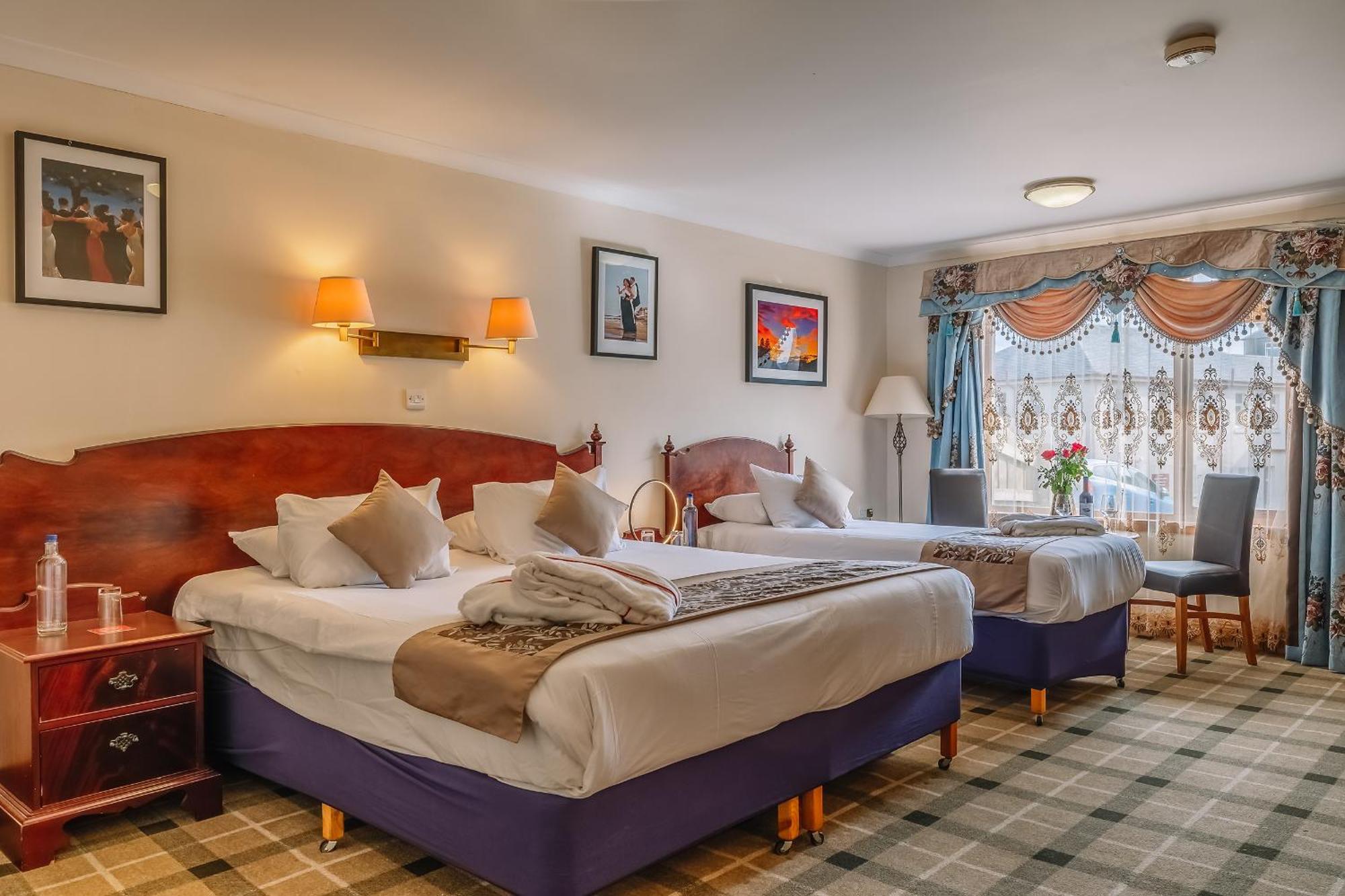 Hotel Muthu Alexandra 3*
