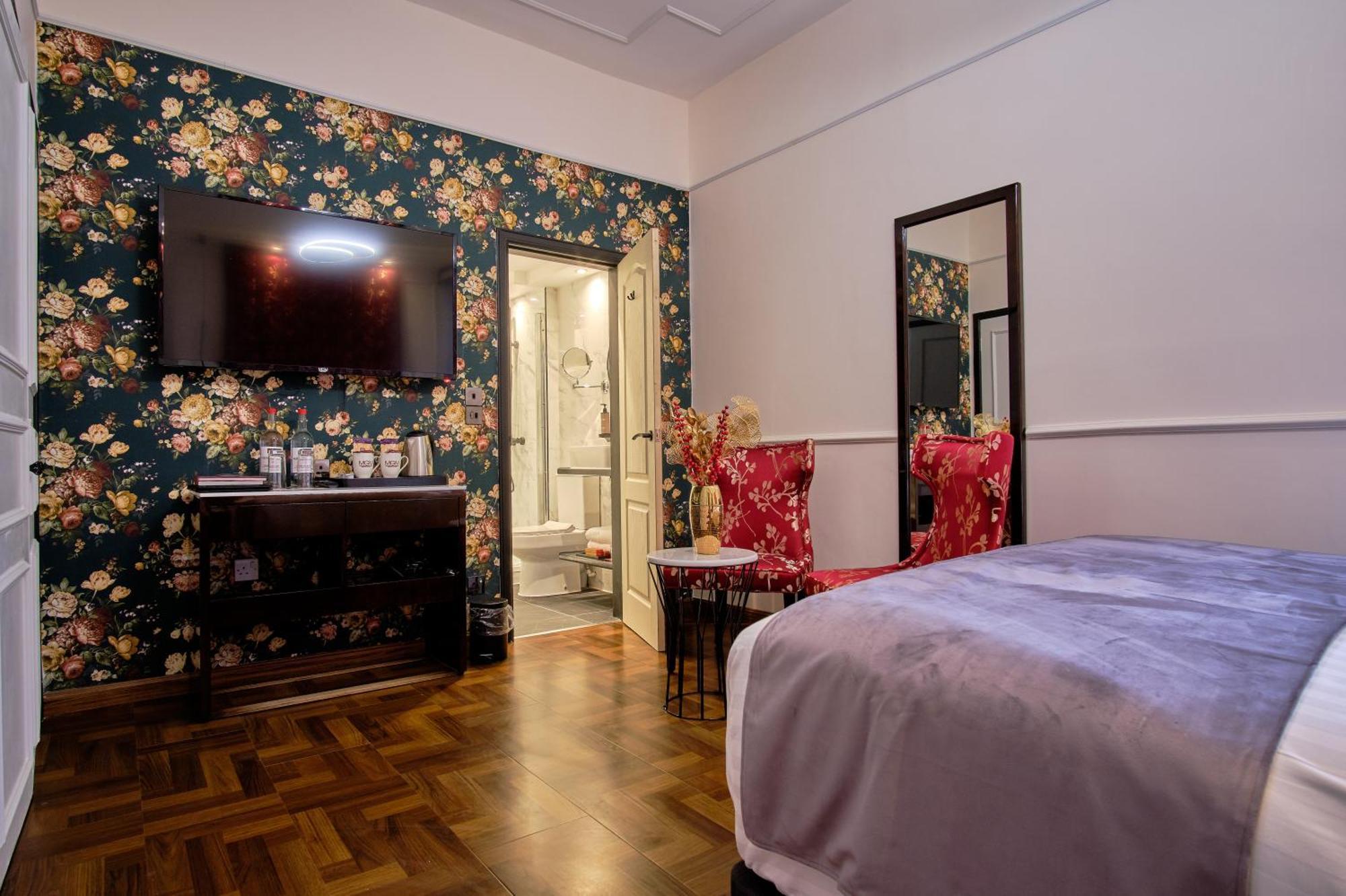 Muthu Regent Hotel