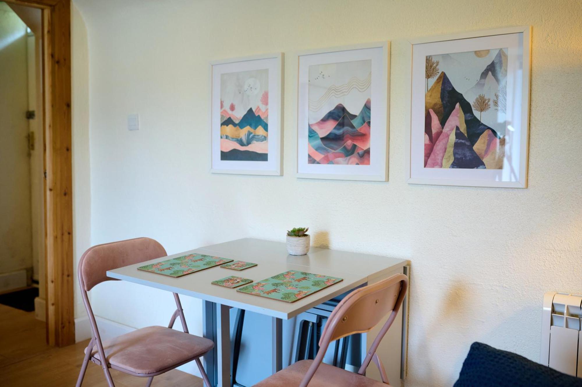 Holiday home Charming Nr Centre - Terrace & Street Parking