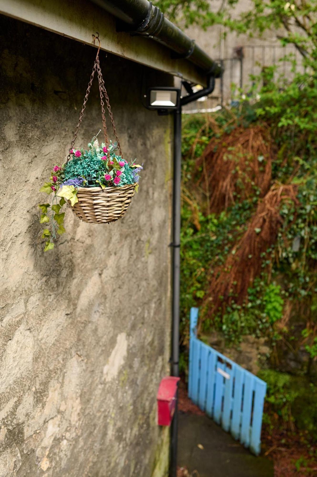 Charming Nr Centre - Terrace & Street Parking Holiday home