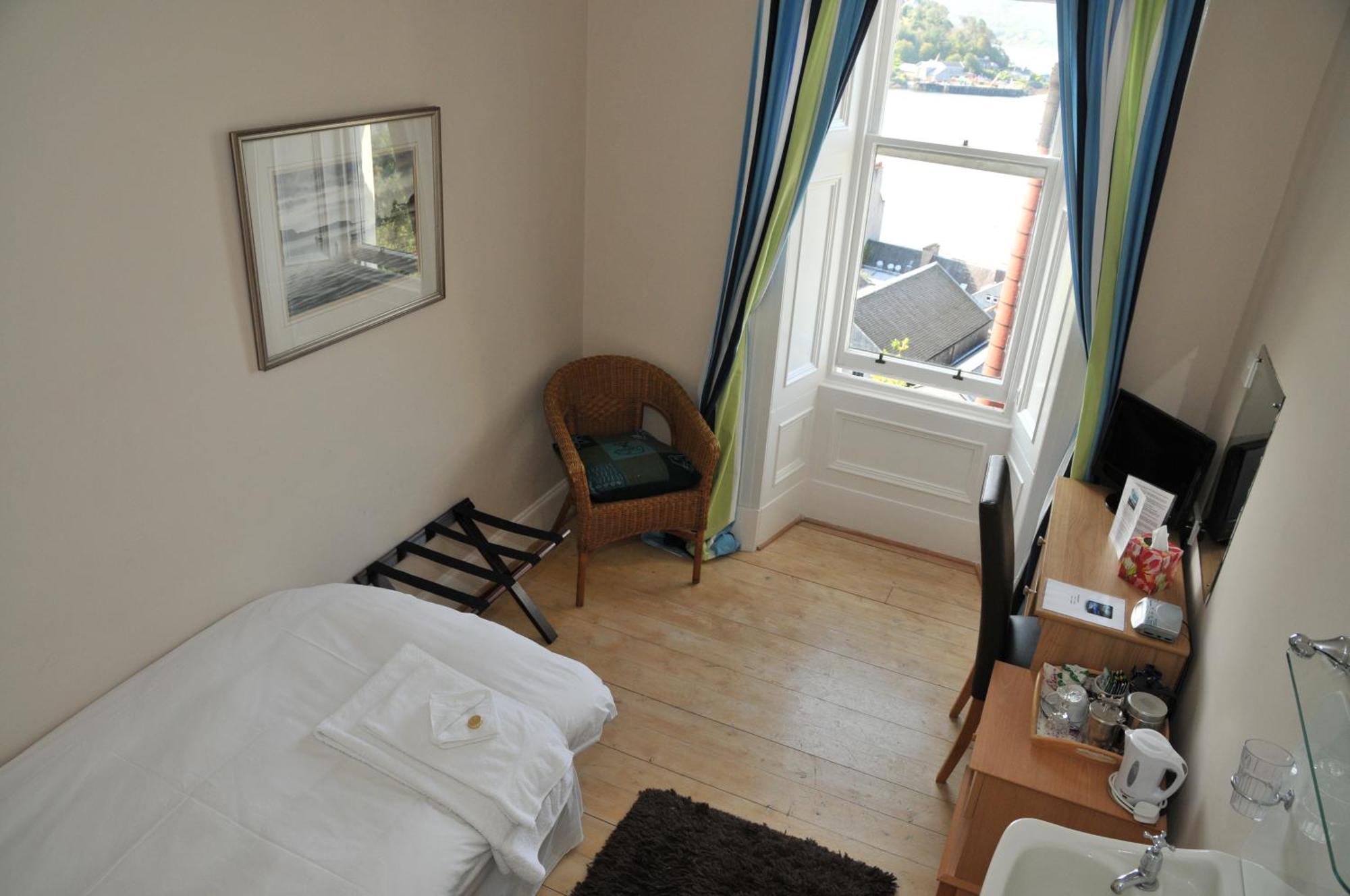 Guest house Invercloy 3*