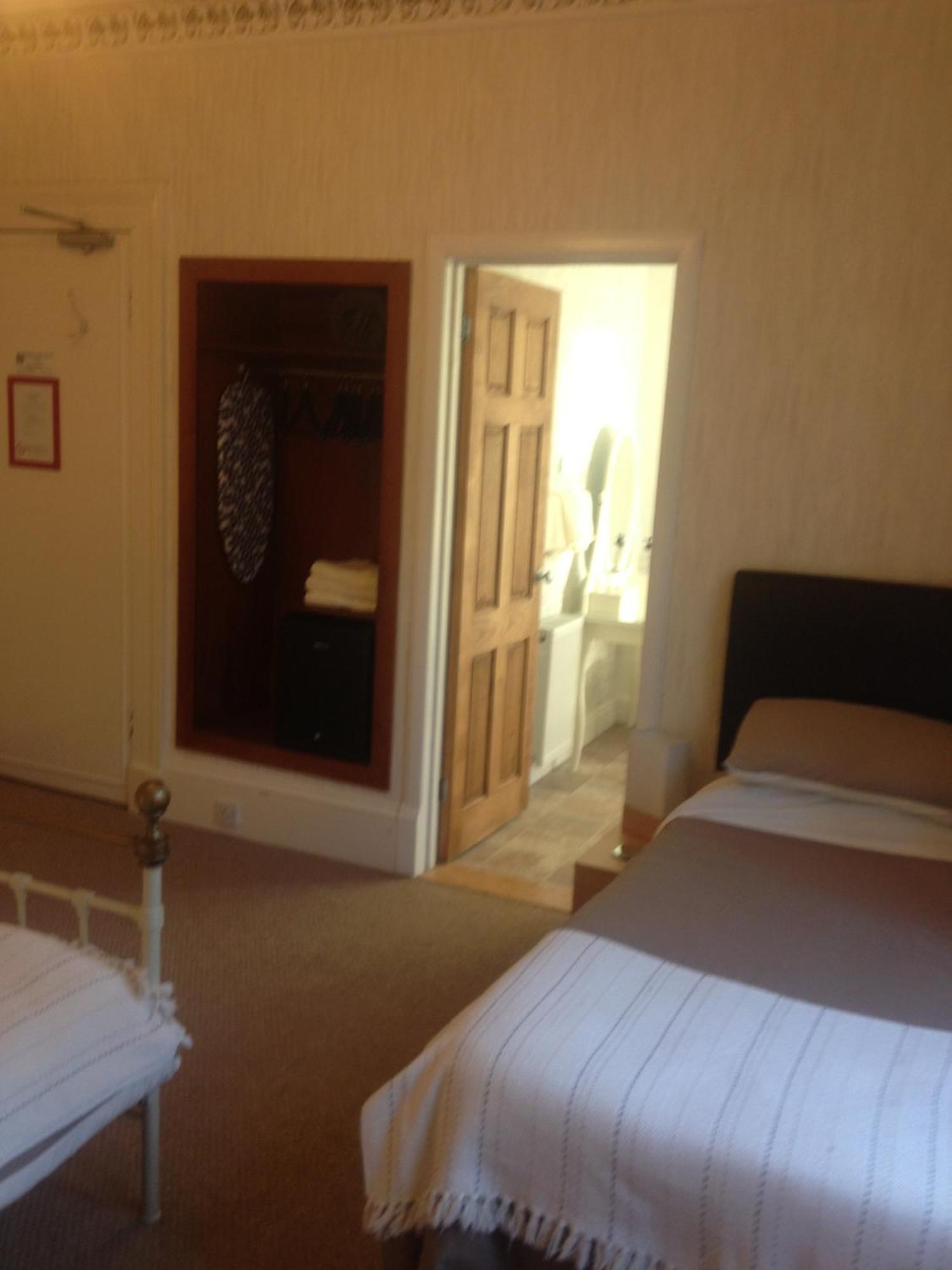 Guest house Cameron 3*