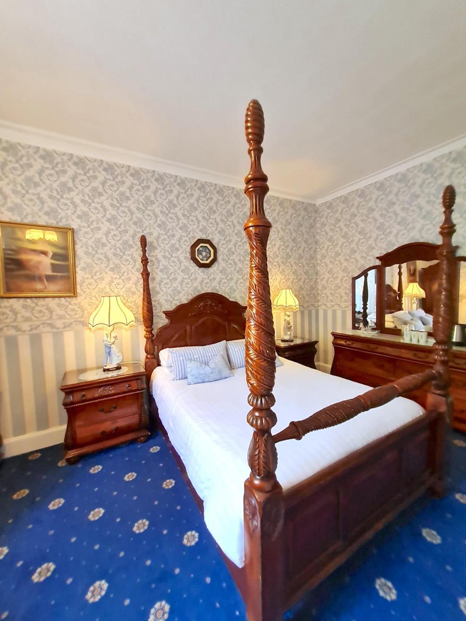 Guest house Corriemar House