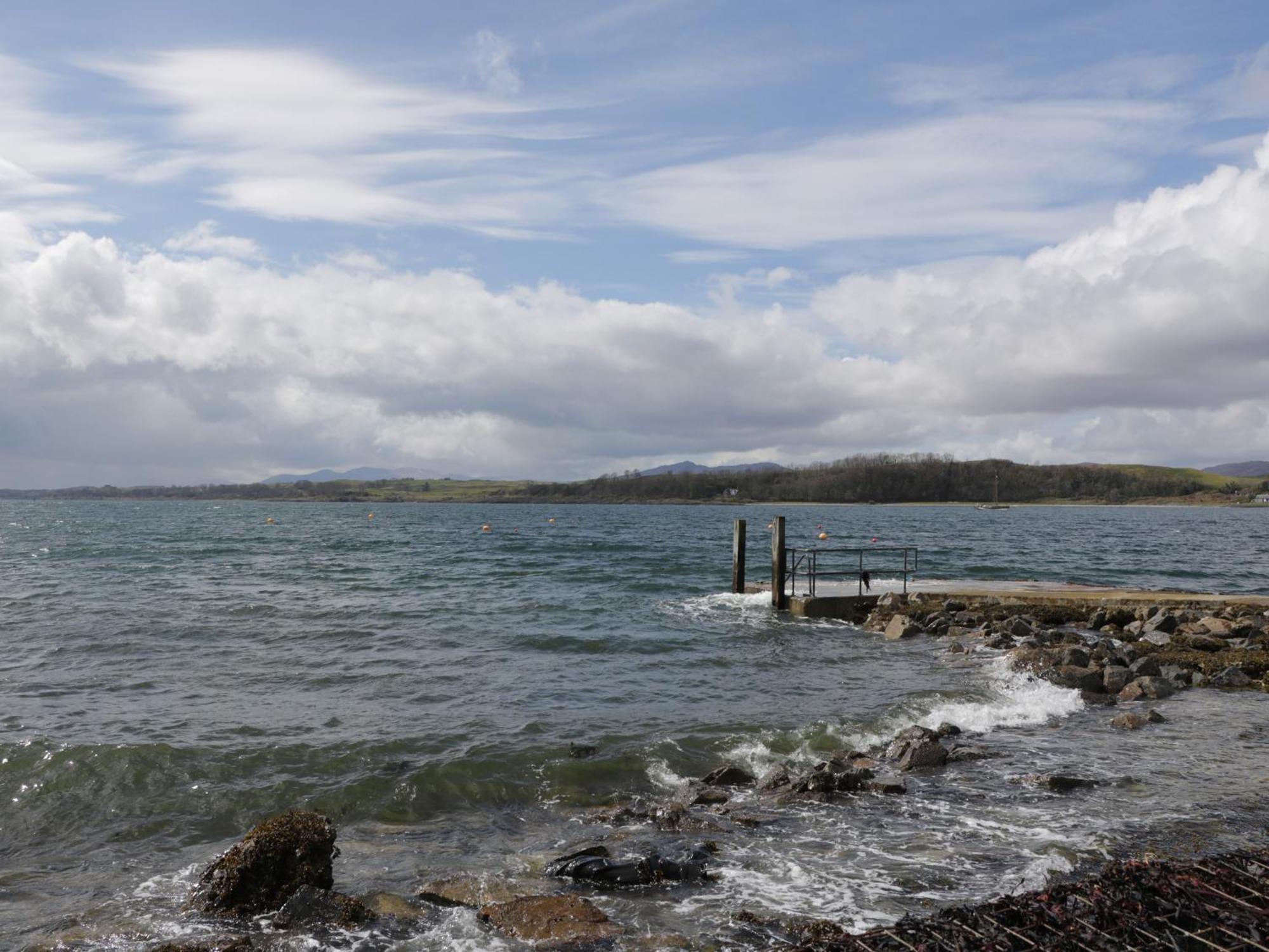 Holiday home Tirlaggan House