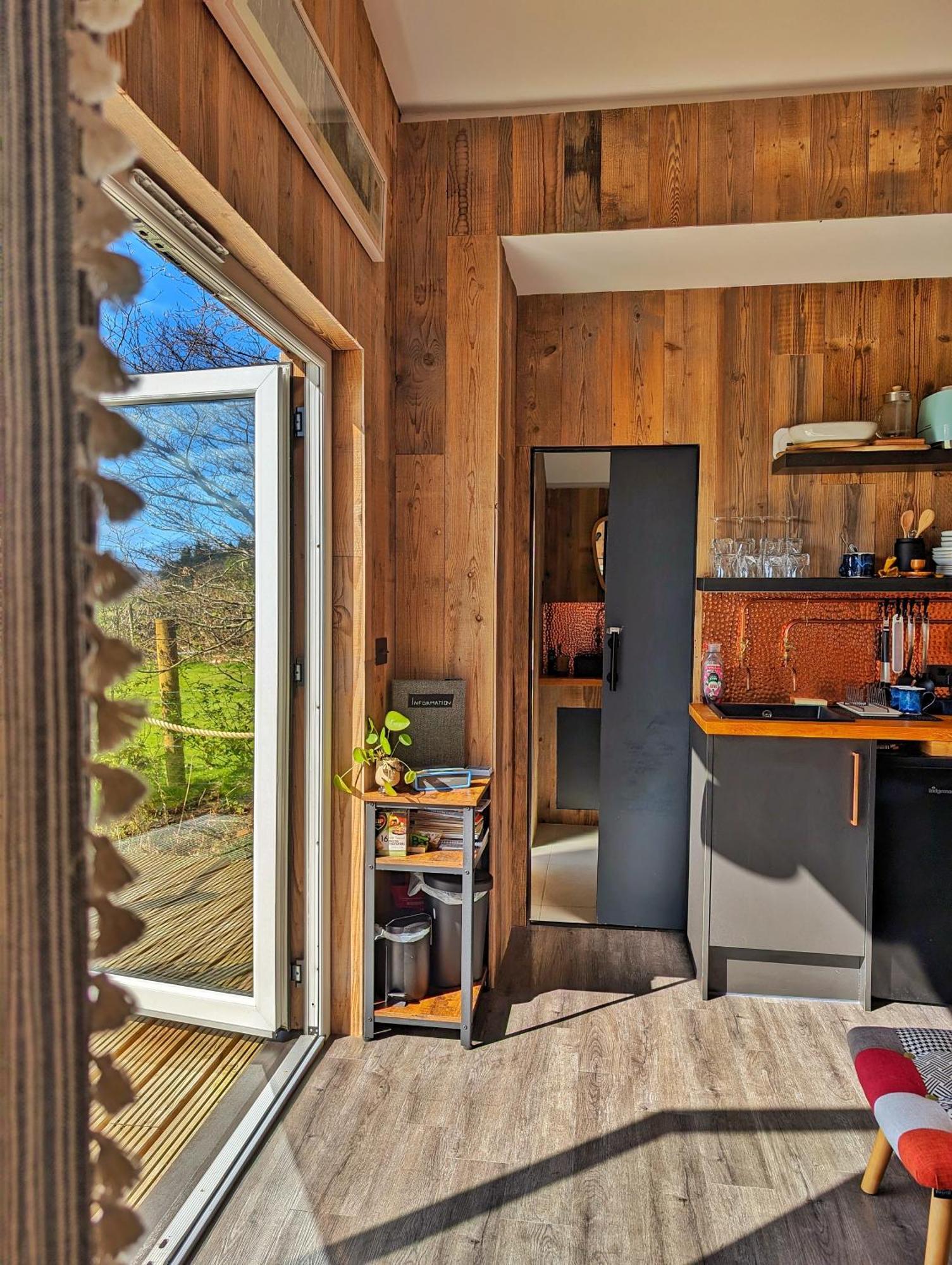 Otter Burn Lodge Oban