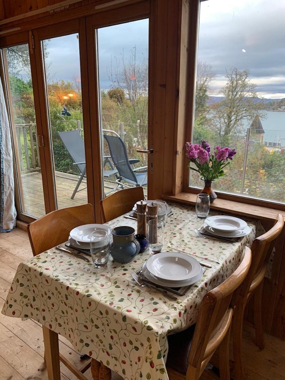 Bonny Bay Cabin Oban