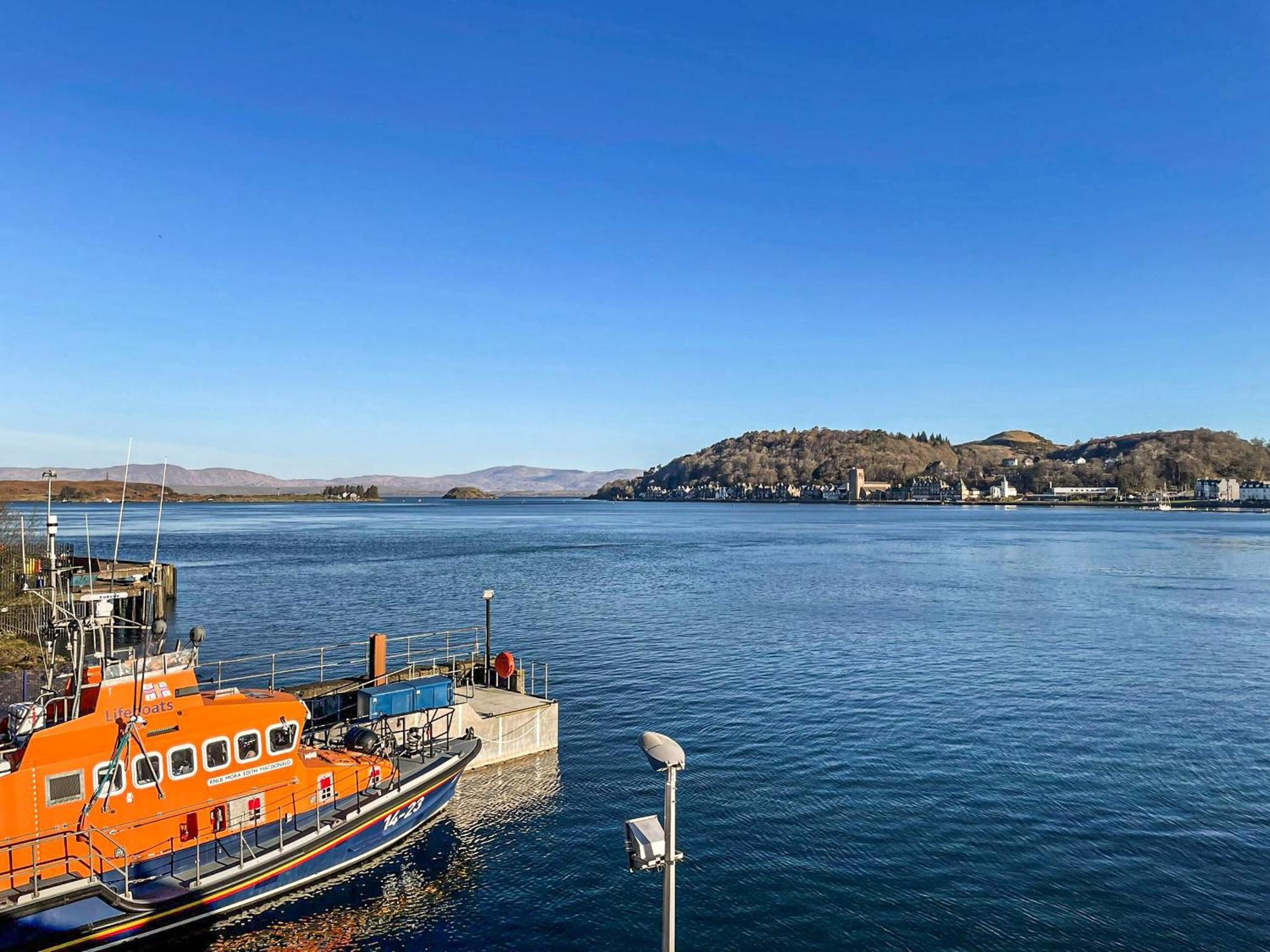 Airds * Oban