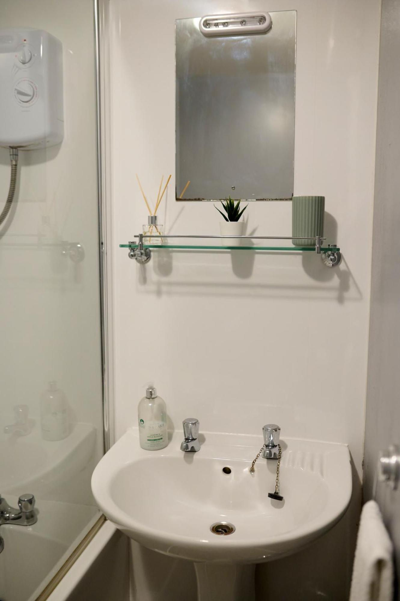 Charming 1br Close To Centre With Free Parking Apartment Oban