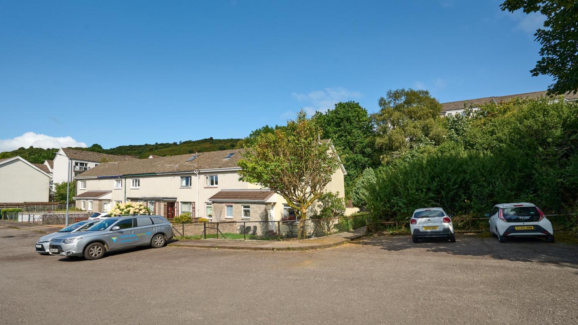 Holiday home Charming 2bd House - Parking & Garden In *