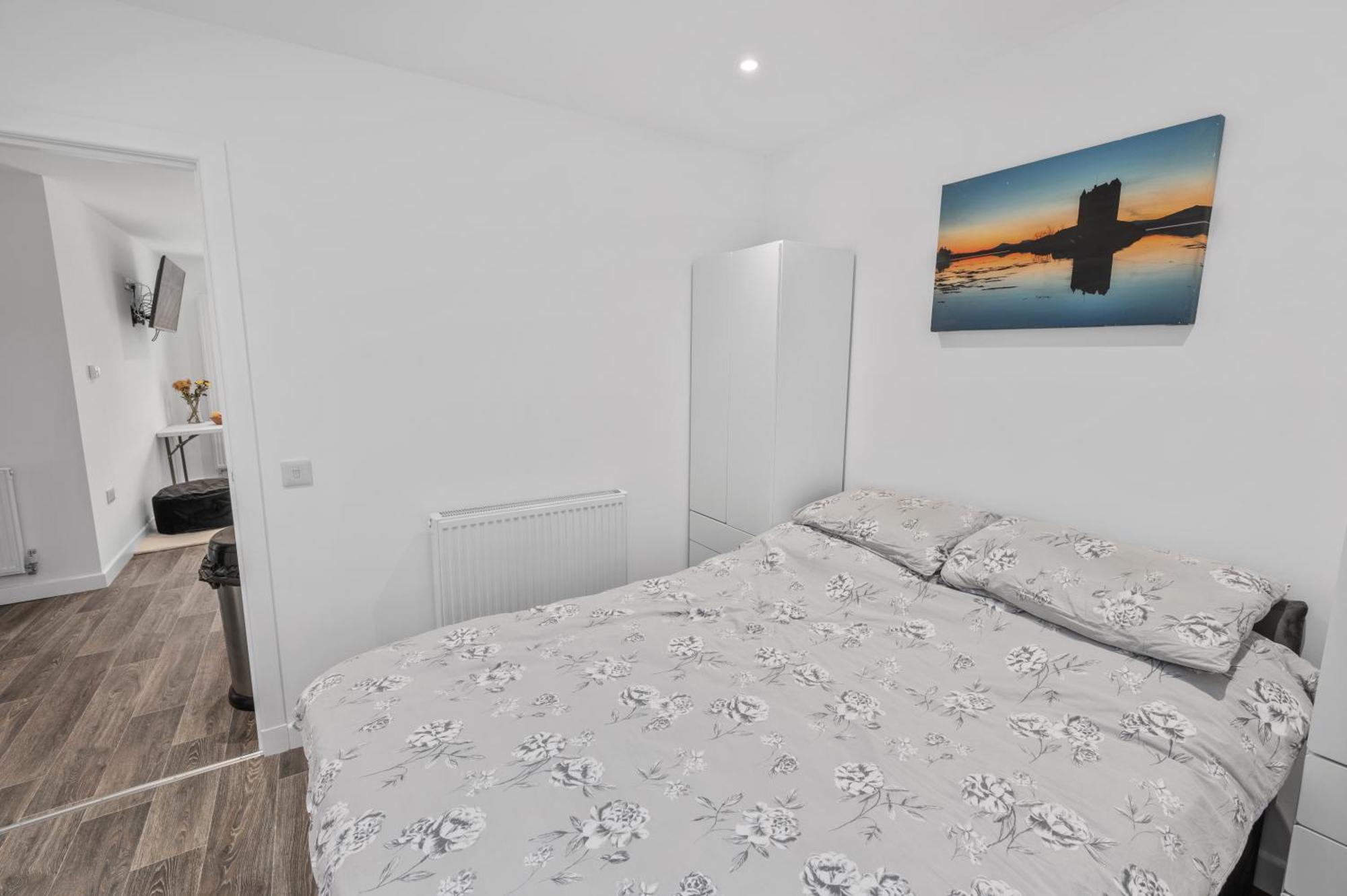 Newly Renovated 2br In - Walk To Waterfront Apartment Oban