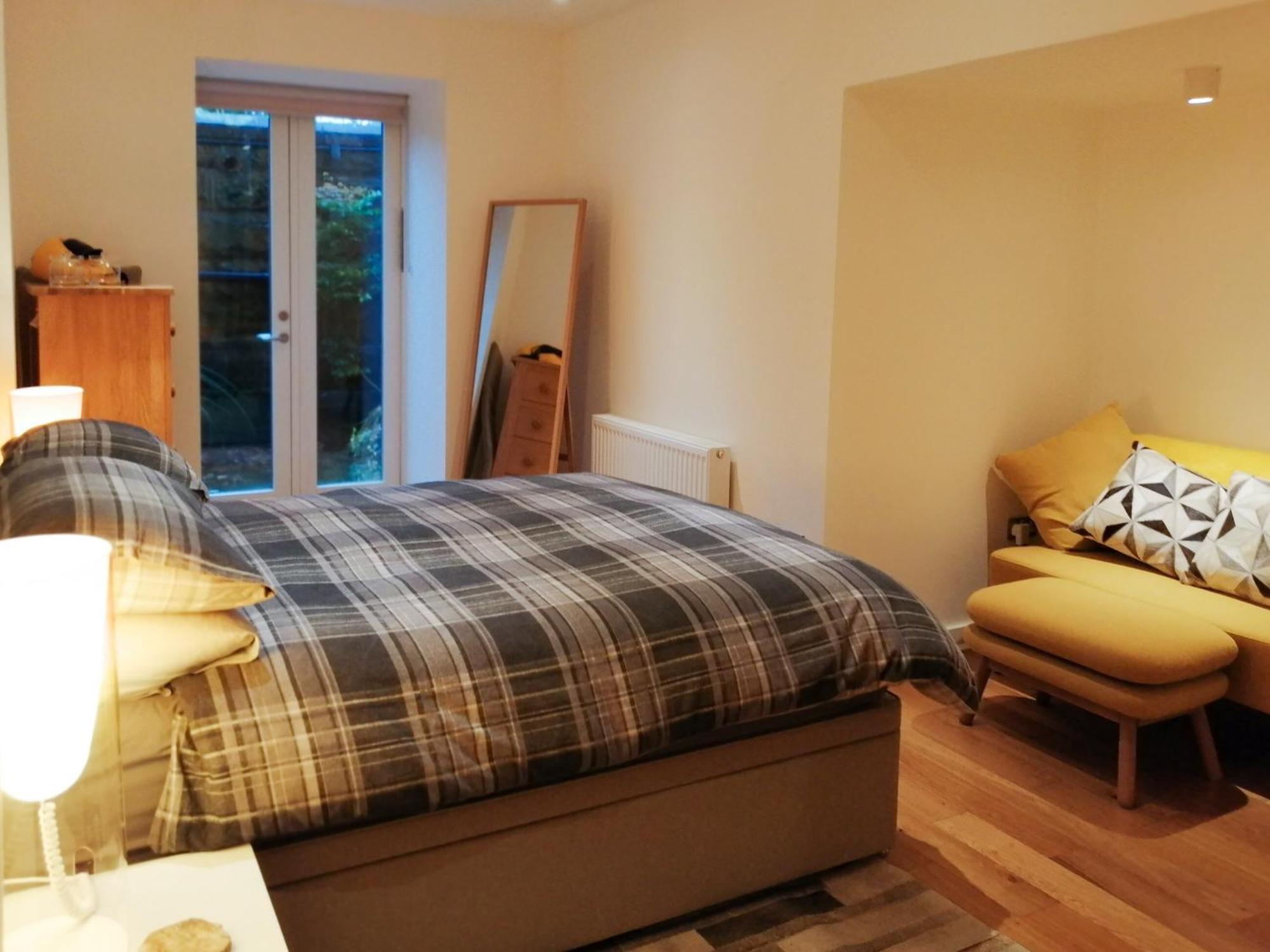 Kilbowie Retreat *