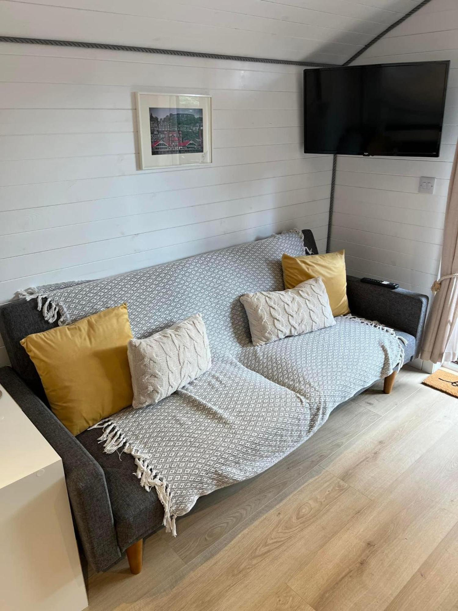 Chalet Pod At Lonan Drive