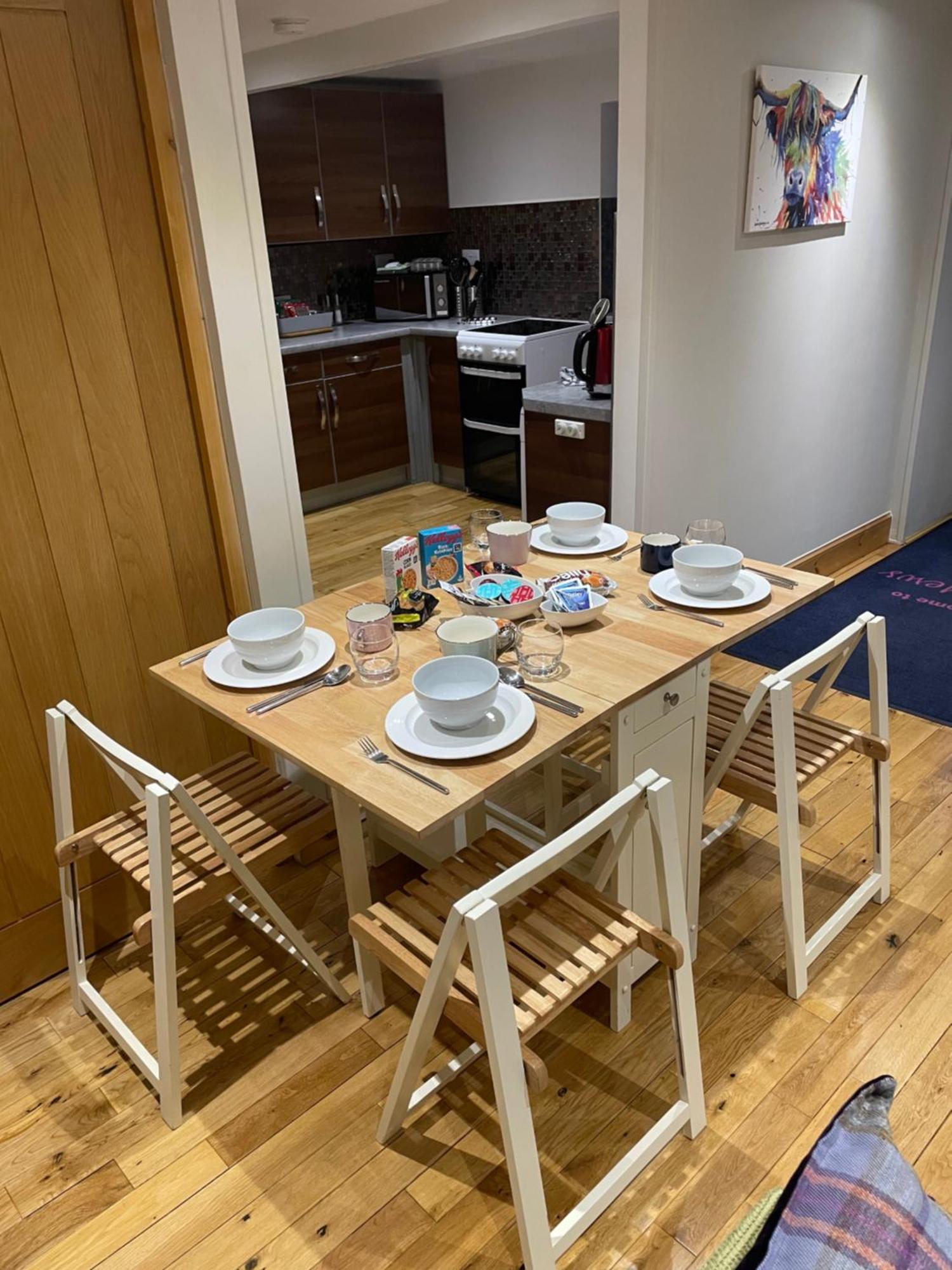 The Mews 2 Bedroom With Private Parking Apartment