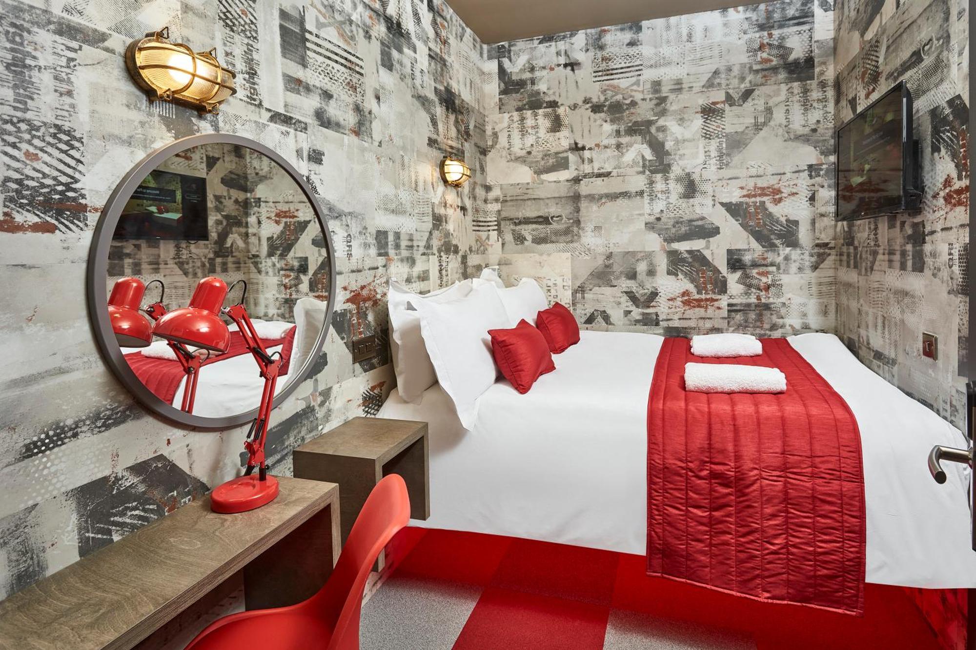 Capsule hotel The Pier