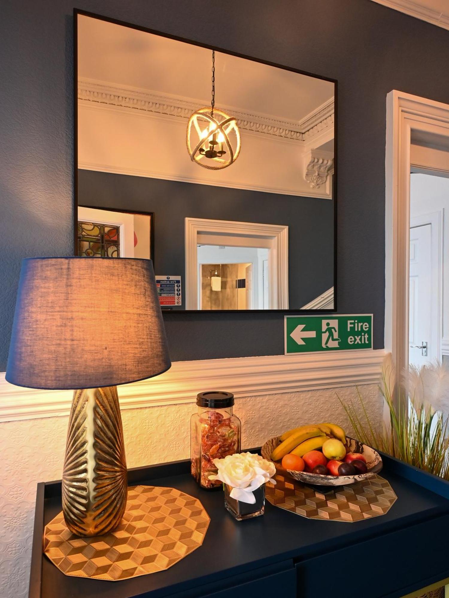 Guest house Mackays 4*