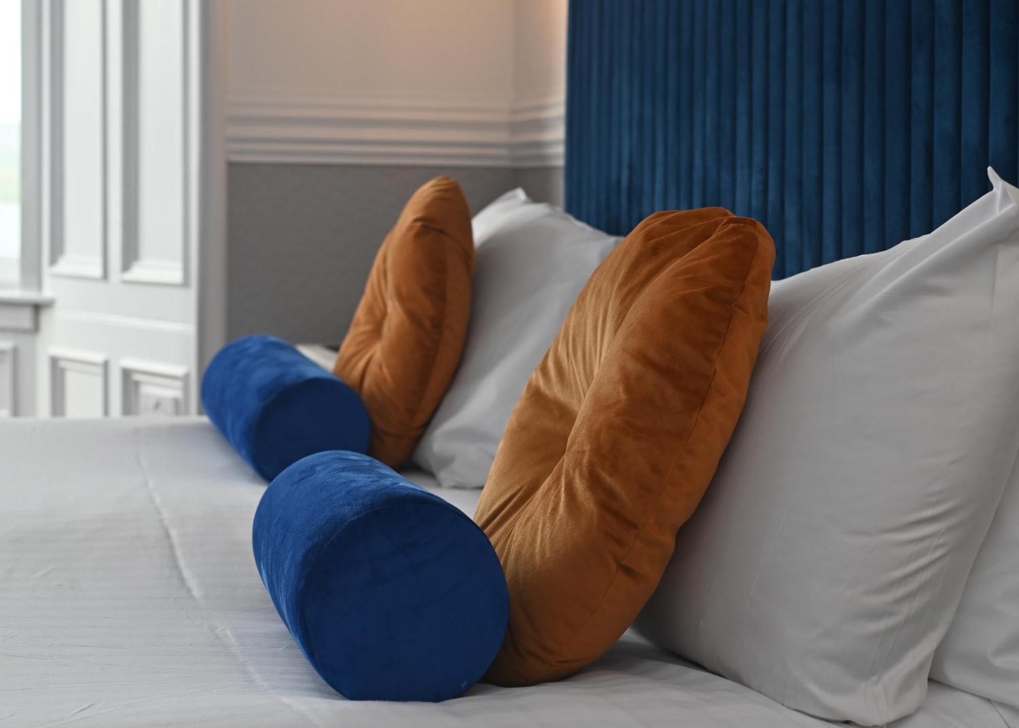 Mackays Guest house 4*