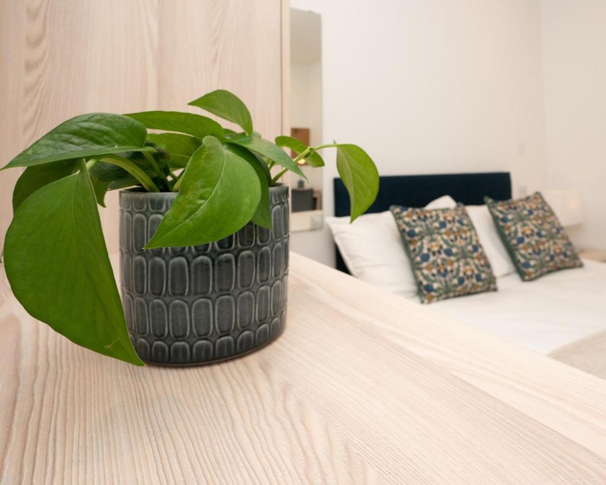 Halls Apartment