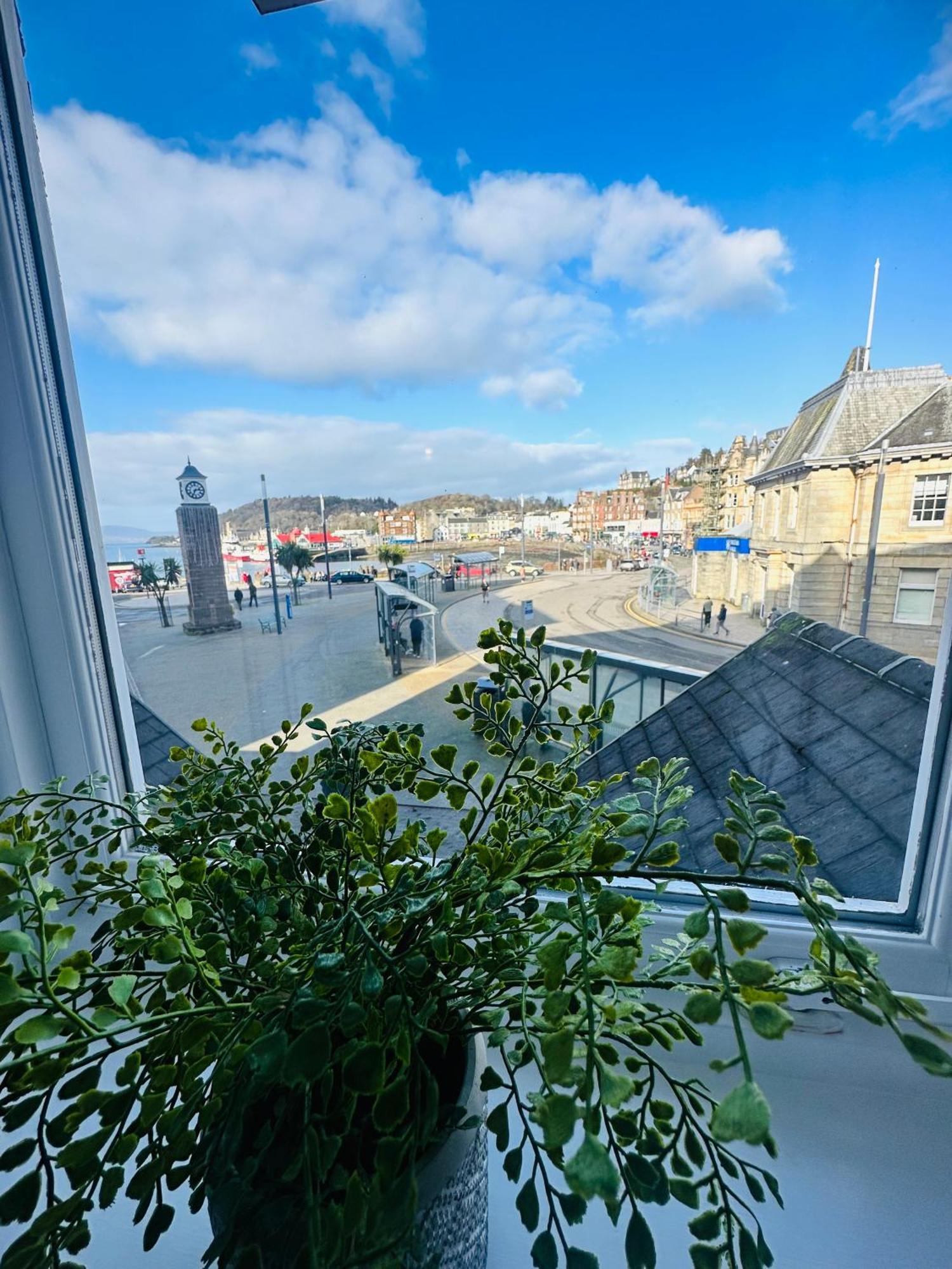 Kilmartin Court - No3 By The Sea * Oban