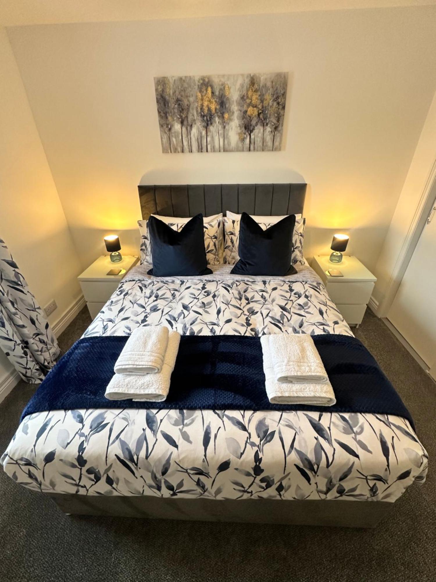 Kilmartin Court - No3 By The Sea Apartment