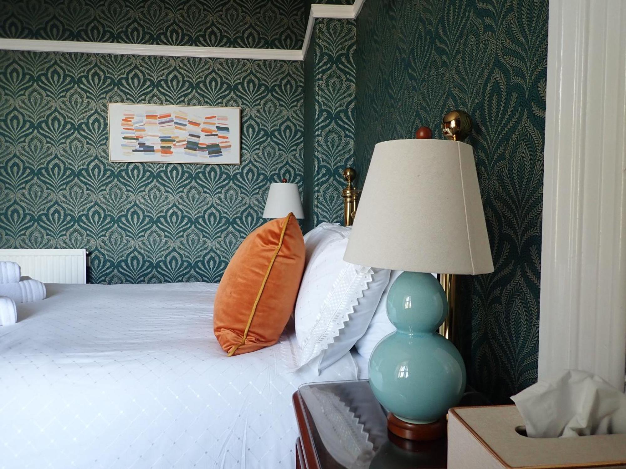 Hawthornbank Guest house 4*