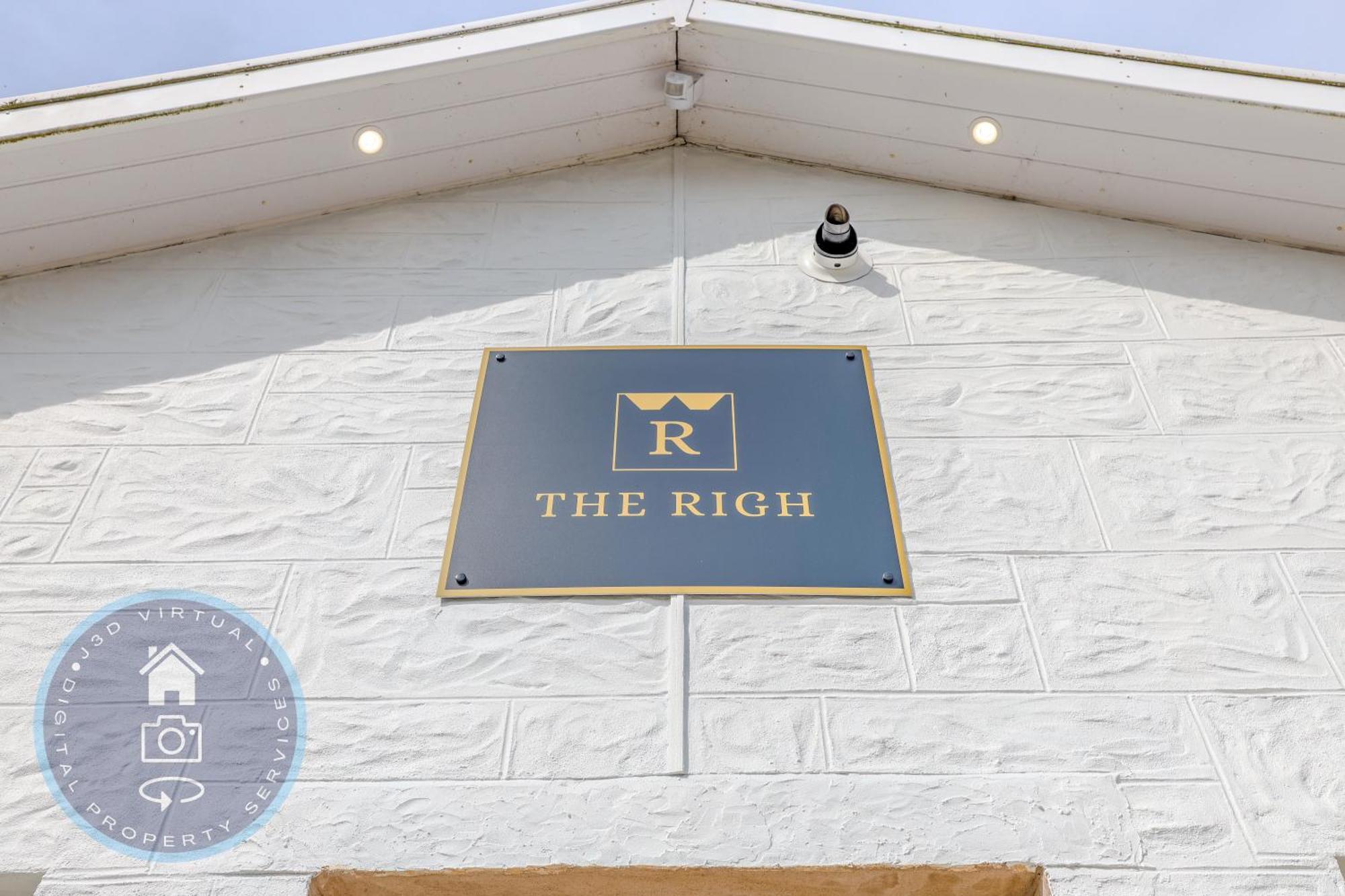 The Righ * Oban