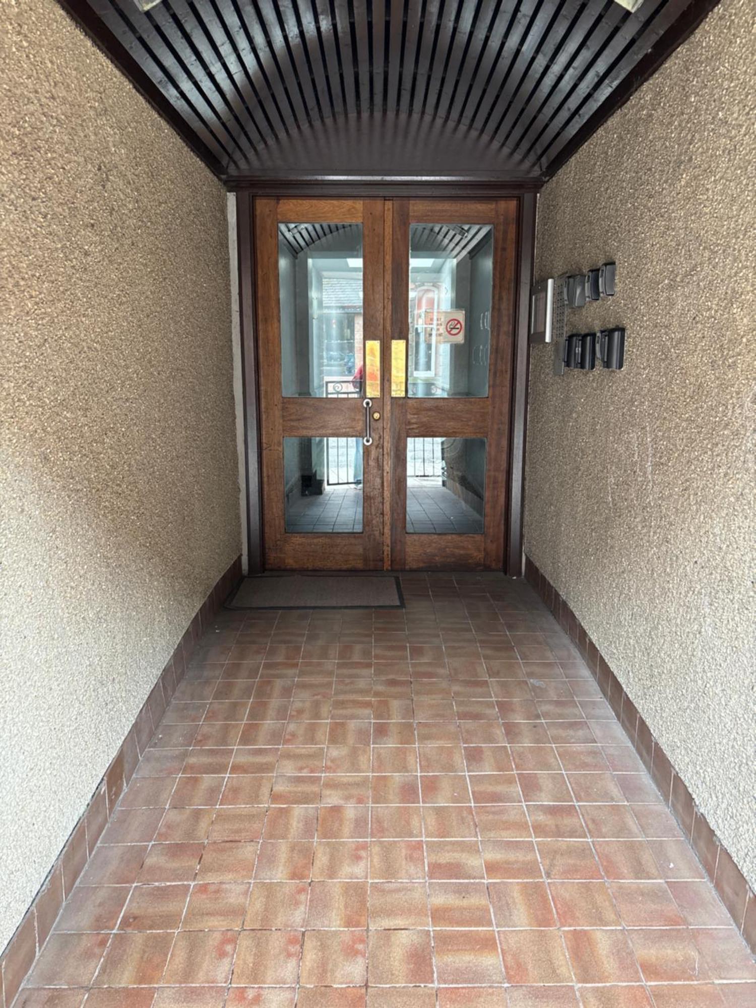 16 Macgregor Court, Apartment *