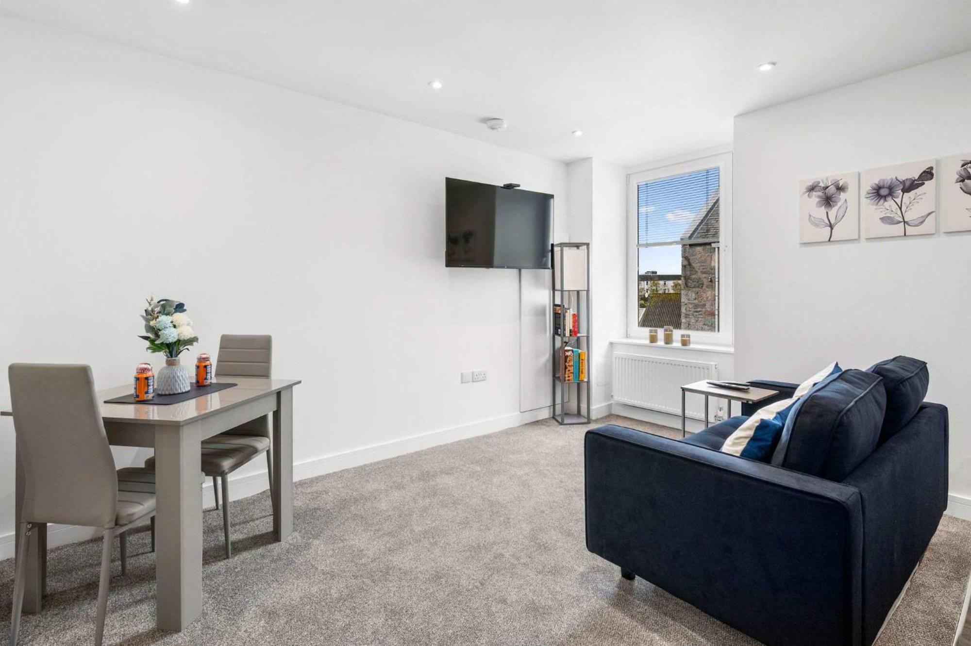 Apartment New! Modern & 1br Flat With Sky Tv *