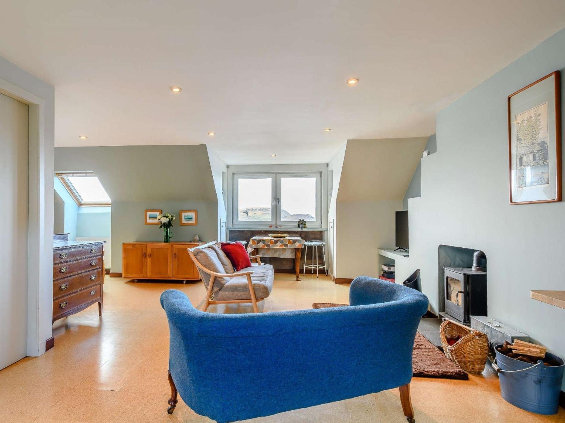 3 Bed In 86398 Apartment Oban