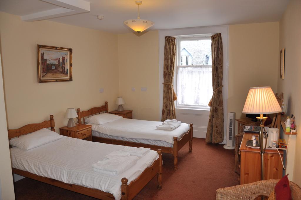 Ayres Guest house