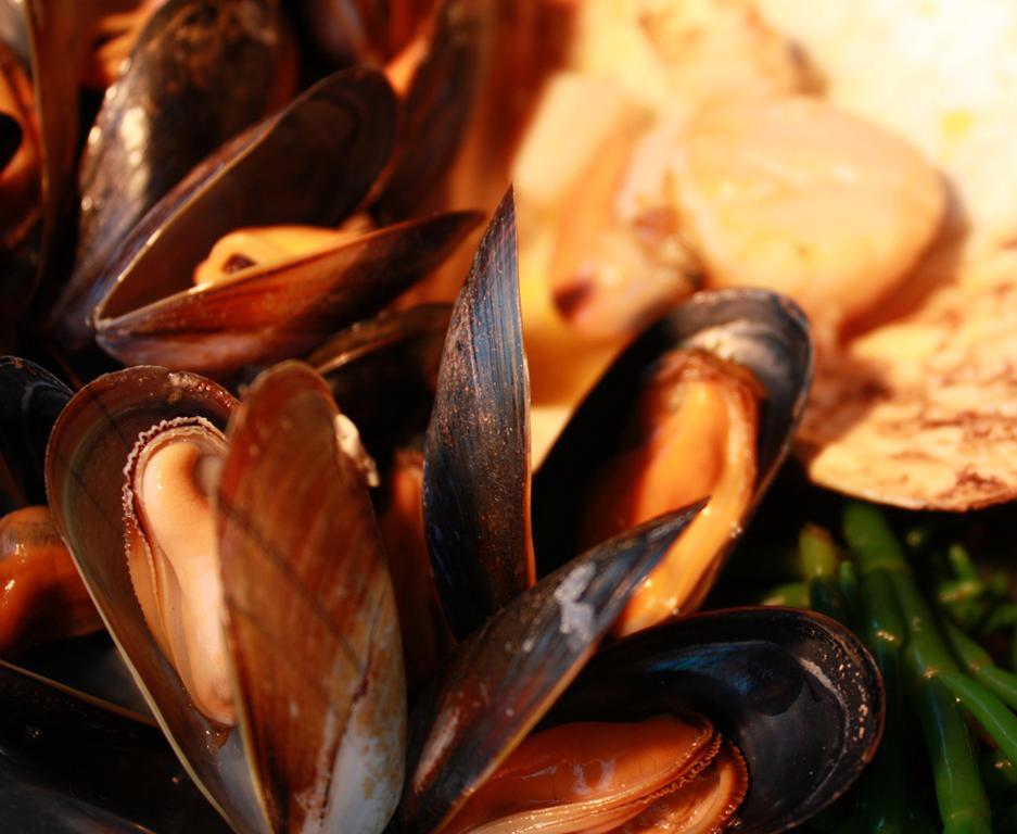 Oyster Connel Hotel